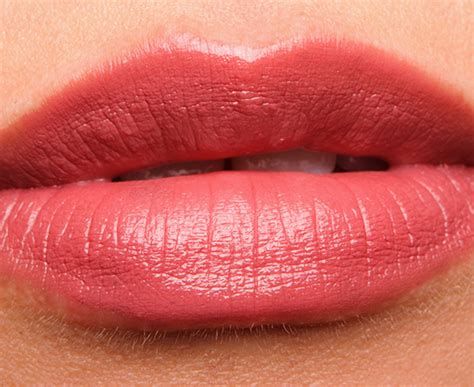 le baiser chanel|Chanel Ce Soir and Le Baiser Rouge Coco Lipstick Reviews.